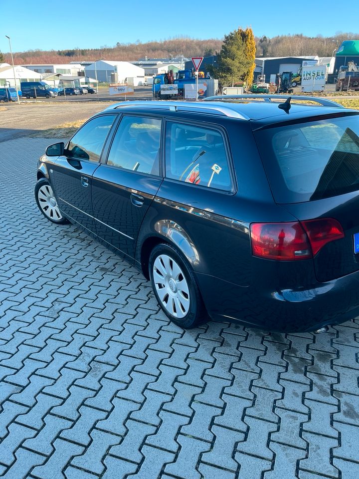 Audi A4 B7 Avant in Weitefeld