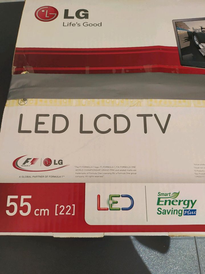 LG Fernseher 55cm in Bell