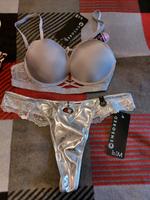 Neues sexy BH Set Silber  push up  gr.M  (80 B ) Hessen - Gießen Vorschau