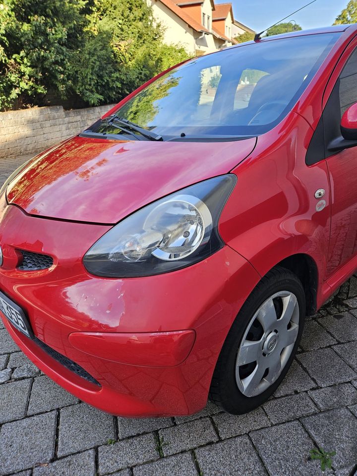 Toyota AYGO 1L Benzin BJ 2007 wenig KM 2.Hand sehr sparsam in Otterberg