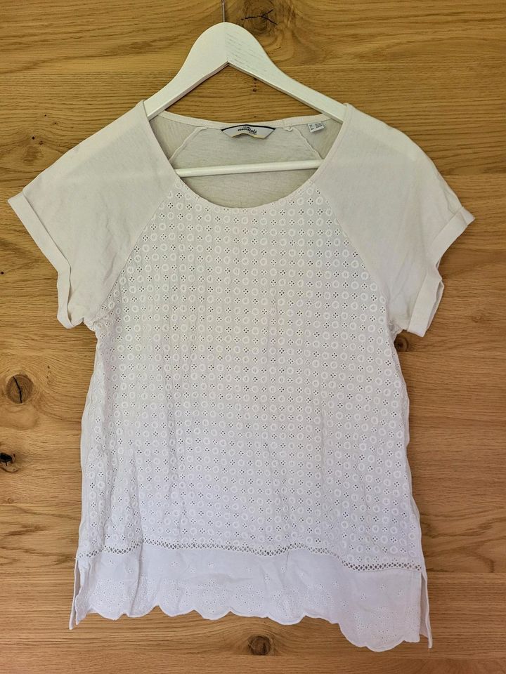 T-Shirt Bluse Lochstickerei Gr. 36/38 in Tirschenreuth