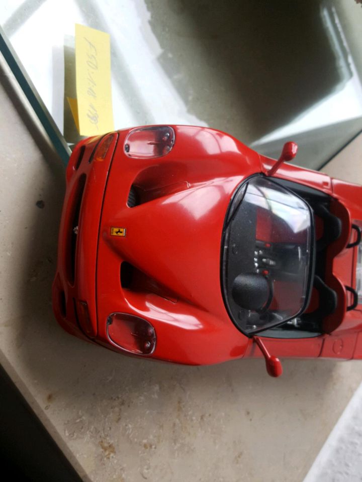 Ferrari F 50 1:18 in Heroldstatt