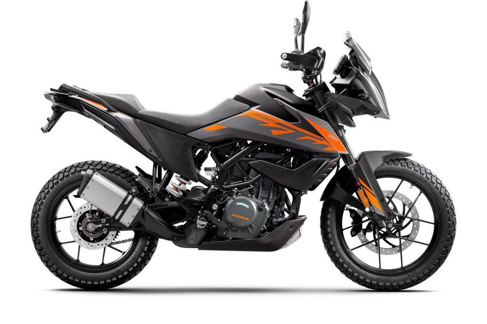 KTM 390 Adventure 2023 Neufahrzeug in Stuttgart