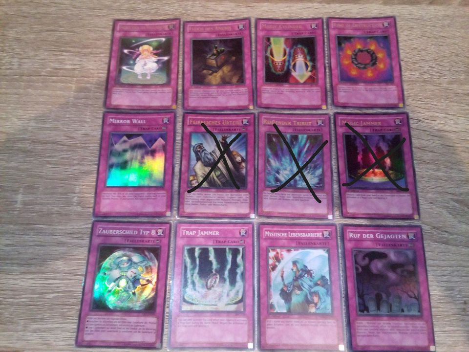 Yu Gi Oh Karten aus der Zeit wo das Spiel noch Spaß gemacht hat! in Dessau-Roßlau