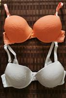 2 BH´s Gr.85C in apricot und weiß Brandenburg - Eberswalde Vorschau