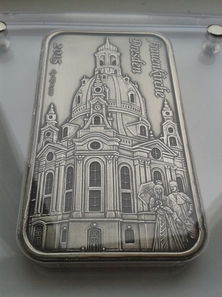 50$ 2015 Niue Frauenkirche Dresden 1kg Silber antique finished in München