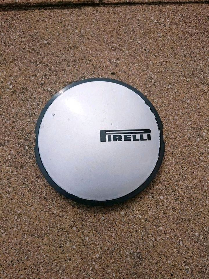 Pirelli felgendeckel in Halle