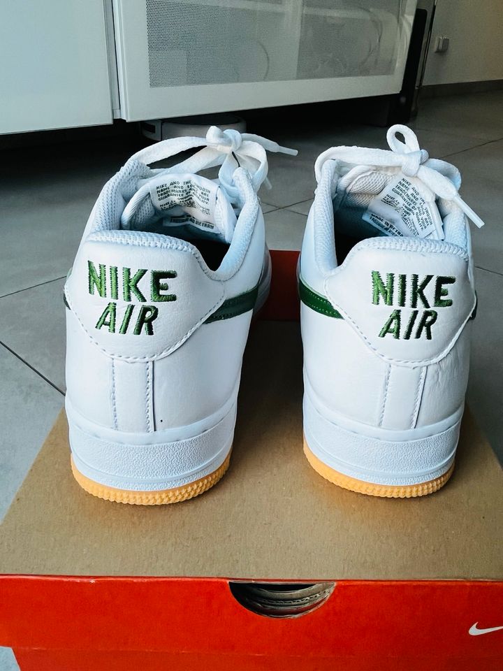 Nike Air Force 1 Premium Gr. 43 Neu in Velbert