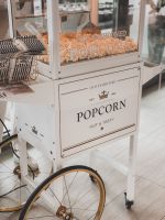 Popcornmaschine inkl. Wagen weiss gold mieten für Event Baden-Württemberg - Zaberfeld Vorschau