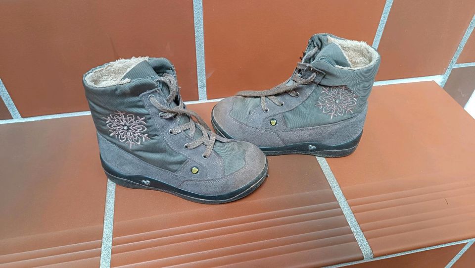 Kaum getragene Pepino Winterschuhe Winterstiefel Mädchen Größe 27 in Marktheidenfeld