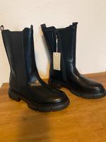 Tom Tailor Stiefel Halbhoch Schwarz Größe 38 Neu Saarland - Riegelsberg Vorschau