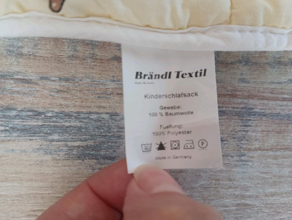 2-in-1 Kinderschlafsack und Decke von Brändl Textil in Reichertshofen