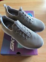 Damen Skechers , Gr.40 Memory Foam  NEU Nordrhein-Westfalen - Willich Vorschau