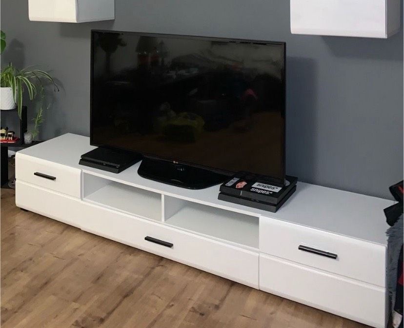 Fernsehschrank, Lowboard, Wohnzimmer Schrank weiß in Mönchengladbach