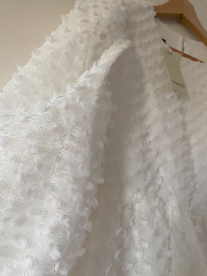 Neu und ungetragen: Standesamt Hochzeitskleid Brautkleid weiß in München