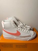 Nike Blazer Mid Sneaker Gr. 38,5 NEU weiß rose Aachen - Aachen-Mitte Vorschau