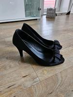 Schuhe Pumps Gr.38 Niedersachsen - Lüneburg Vorschau