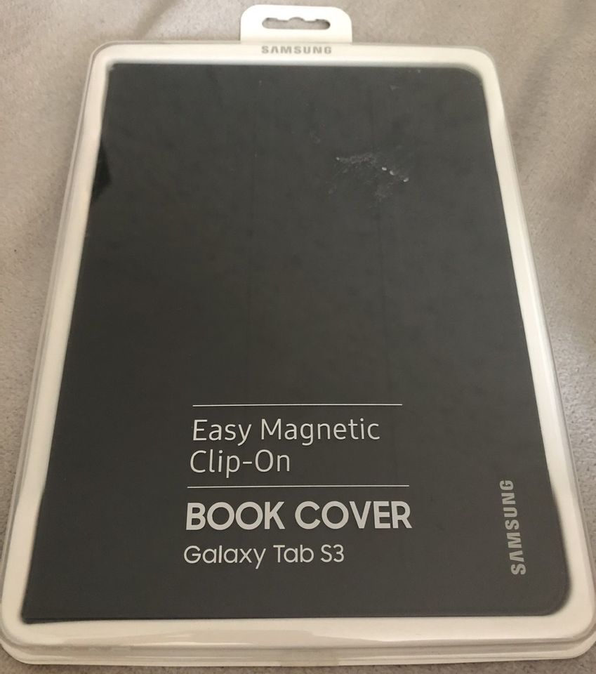 Tablet Zubehör : Galaxy Tab S3 Book Cover Magentisch Hülle Case ! in Berlin