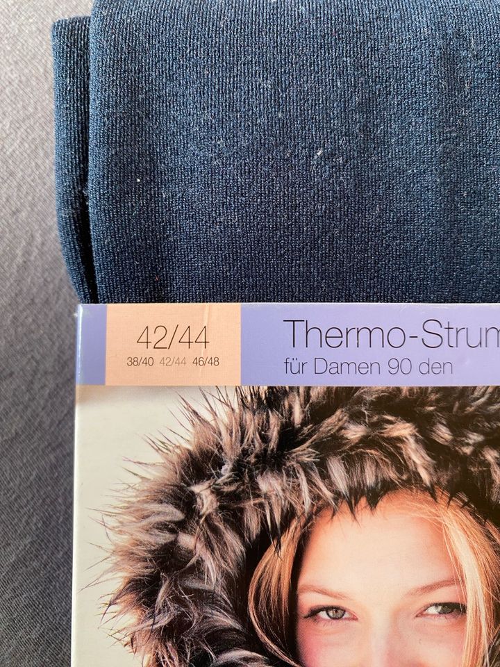 Strumpfhose Thermo Gr. 44/46 blau NEU in Hersbruck