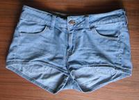 hellblaue Jeanshotpant von H&M Divided Gr. 36 Köln - Bickendorf Vorschau