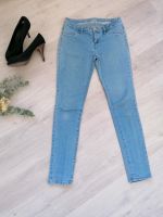 Damen Jeans hellblau skinny jeans sexy eng 38 Sonderpreis günstig Bayern - Mühldorf a.Inn Vorschau