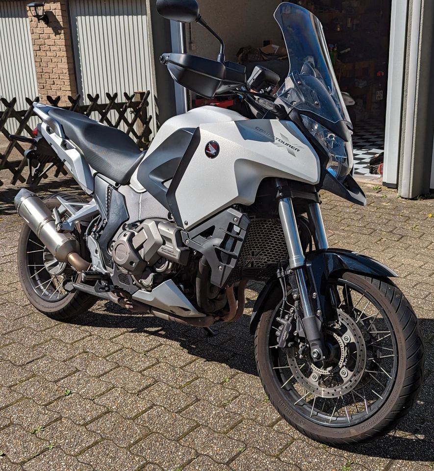 Honda Crosstourer Dct., 129 PS in Recklinghausen