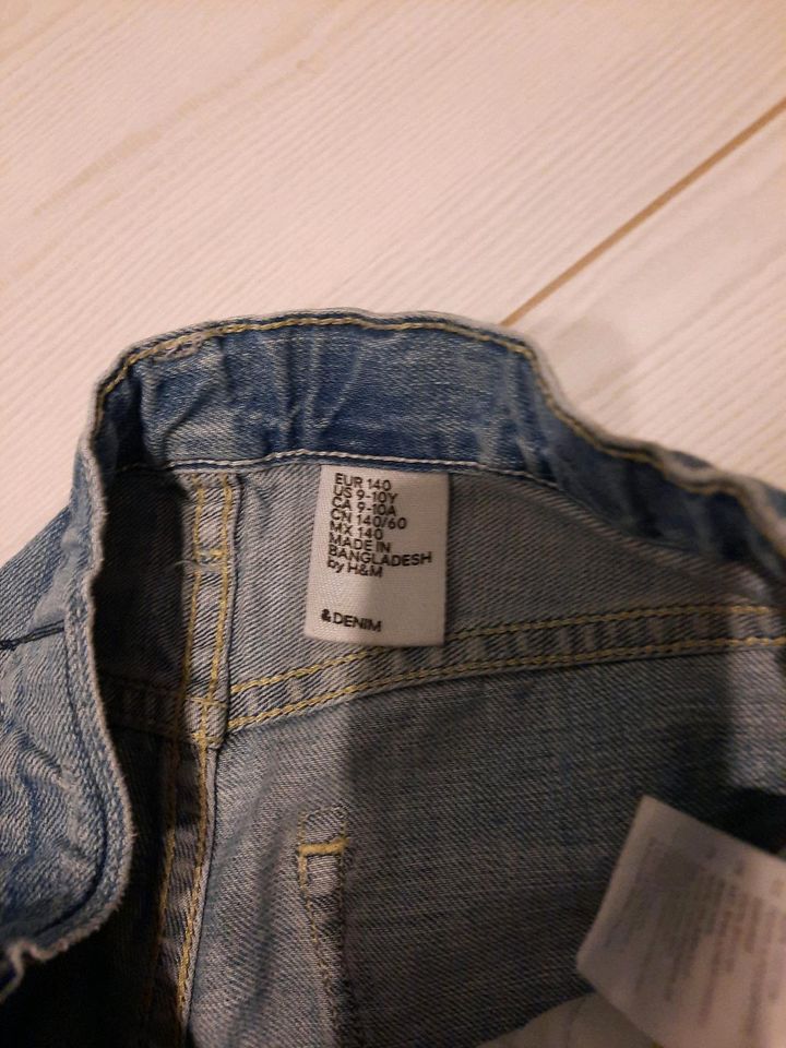 H&M jeansshorts Größe 140 in Emsdetten