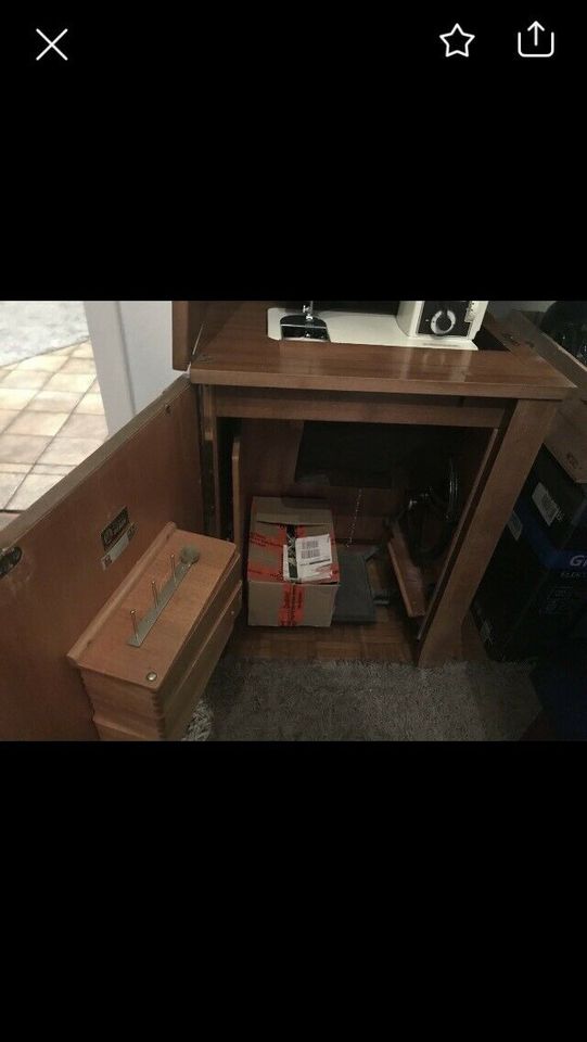 Nähmaschine im Schrank in Borstel-Hohenraden