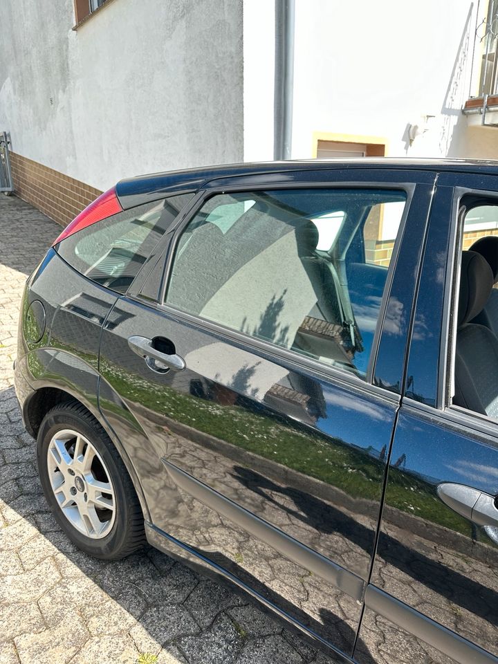 Ford Focus 2004 1.6 Benziner, nur 130.000km, gut gepflegt! in Limburg