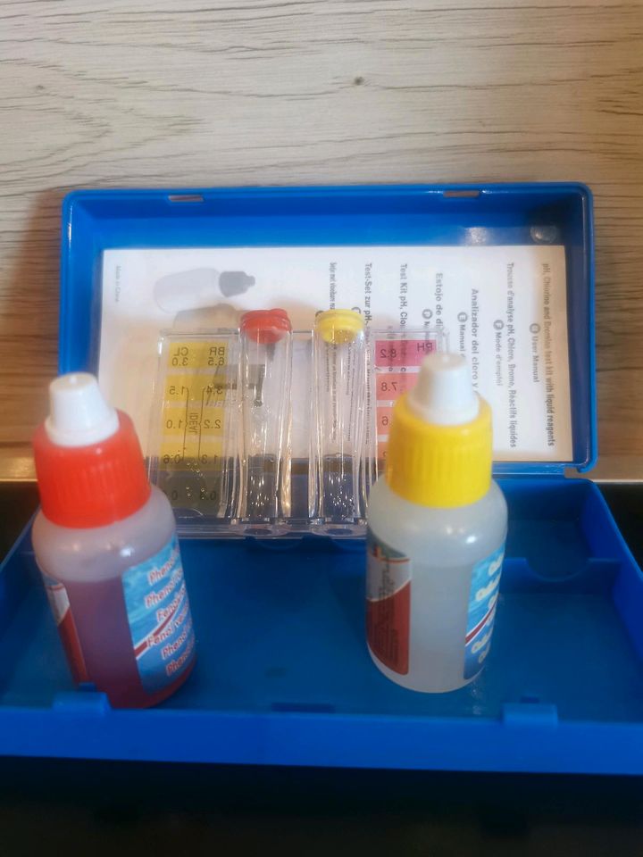 Pool test kit, pH und chlor testen in Lüdinghausen