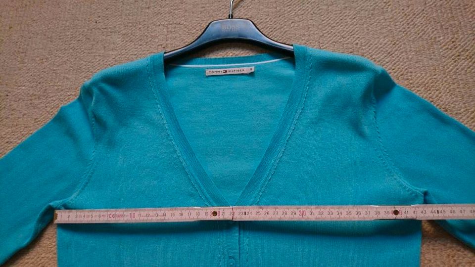 Strickjacke Tommy Hilfiger Gr. S blau in Hennigsdorf