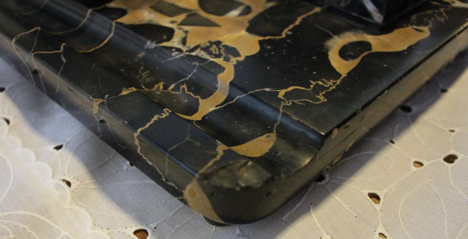 Antikes Schreibtisch-Set aus schwarzem Marmor in Oeversee