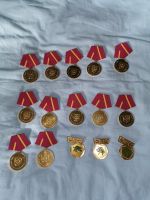 15 Orden Abzeichen Medaillen Posten Konvolut DDR NVA GST Thüringen - Gotha Vorschau