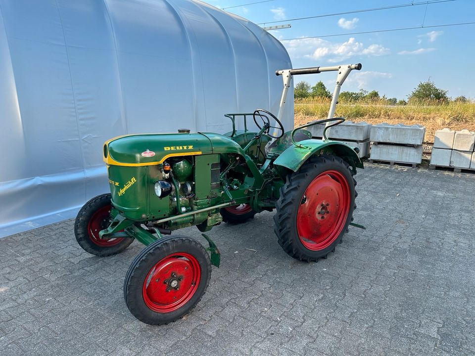 Deutz F1L712 mit Hydraulik Bj. 1959 Oldtimer Traktor Schlepper in Kuppenheim