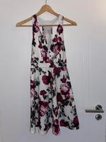 Sommerkleid kurz 34 XS Blumenmuster Niedersachsen - Löningen Vorschau