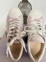 Neuwertige  Schicke Sneaker - von Guess - Gr 40 Nordvorpommern - Landkreis - Ribnitz-Damgarten Vorschau