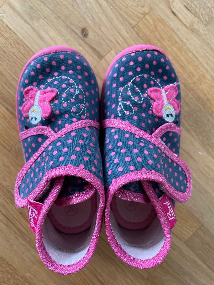 Hausschuhe Beck Gr. 20 Kita Kinder Baby Schuhe in Dresden