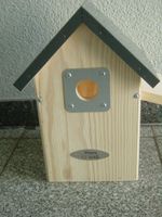 Vogelhaus - Nistkasten aus Holz mit Metallüberdachung Innenstadt - Köln Altstadt Vorschau