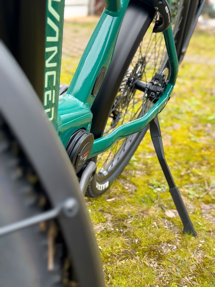 Blickfang!! Advanced Trekking Pro X E-Bike Bosch 750 Wh ab 3600,- in Düsseldorf
