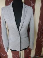 Blazer von Amisu Gr.34 hellgrau klassisch neuwertig Sachsen - Adorf-Vogtland Vorschau