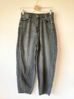 Moms Fit Jeanshose Hose baggy Jeans anthrazit grau Pimkie 38 Bayern - Ustersbach Vorschau