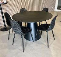 Tisch rund, Glasplatte, 120 cm Durchm., Metallfuß mit 8 Stühlen Saarland - Riegelsberg Vorschau