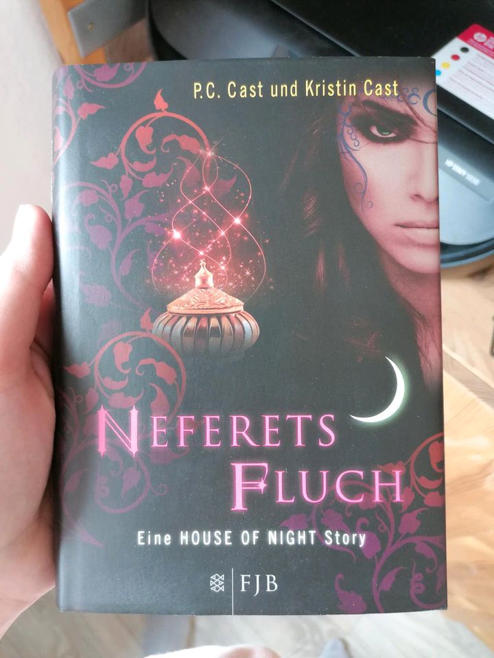 House of Night Buchreihe in Mommenheim