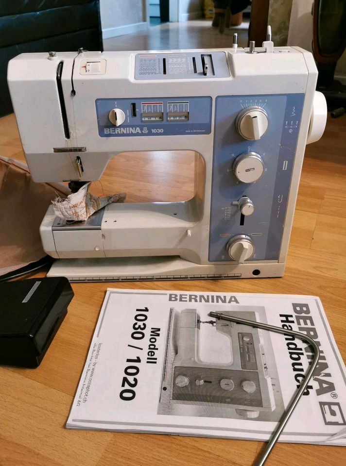 Bernina 1030 Nähmaschine in Düsseldorf - Bezirk 10 | Kunst und Antiquitäten  gebraucht kaufen | eBay Kleinanzeigen ist jetzt Kleinanzeigen