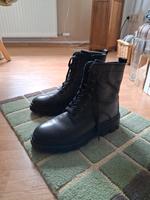 Schwarze Damenstiefel Hessen - Bad Vilbel Vorschau