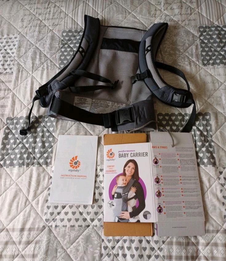 Baby Carrier von ergobaby in Ringsheim