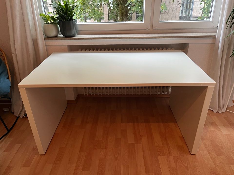 Hülsta Schreibtisch weiß in Köln