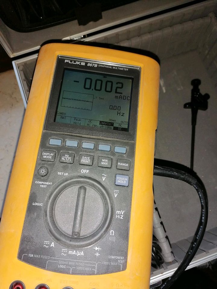 Fluke 867B Grafisches Digitalmultimeter 867 b in Forbach