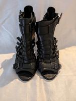 Pumps Absatzschuhe Lederpumps 10cm mit Schnallen Düsseldorf - Gerresheim Vorschau