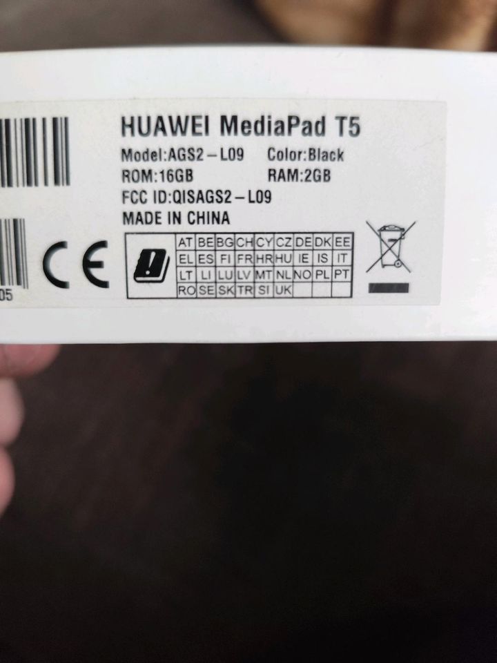 Huawei mediapad t5  10zoll simslot in Borgholzhausen